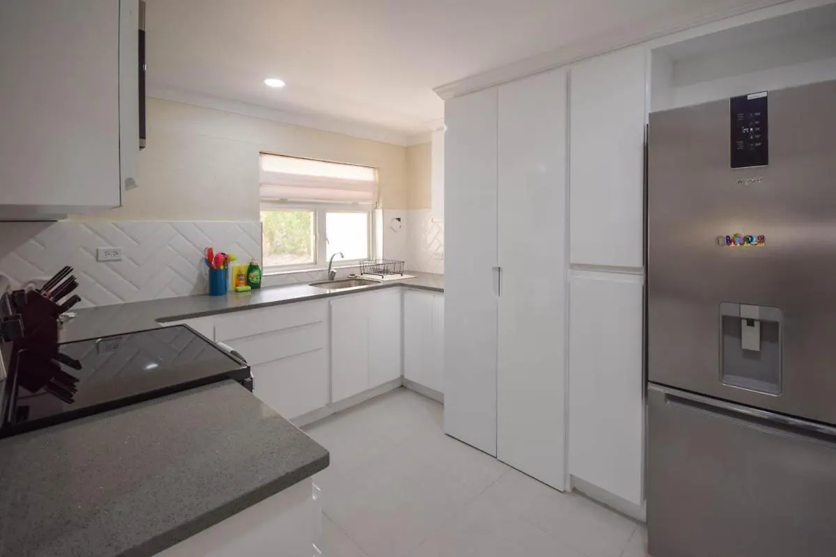 3 Min Walk To Beach - Blue Waters Apt 2 Apts By Bluescape Bridgetown 0*,