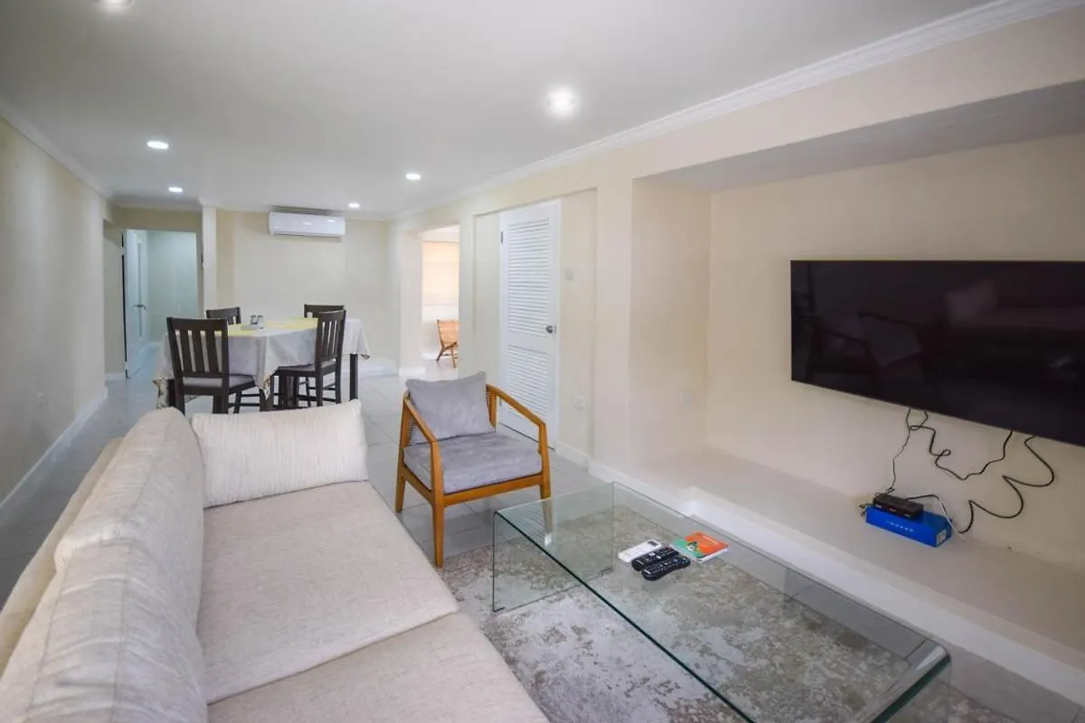 3 Min Walk To Beach - Blue Waters Apt 2 Apts By Bluescape Bridgetown Lejlighed